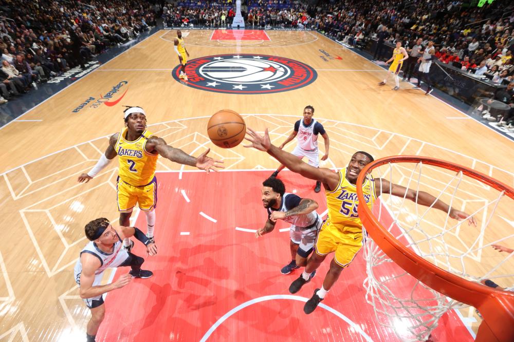 的单刀球展 的单刀球展